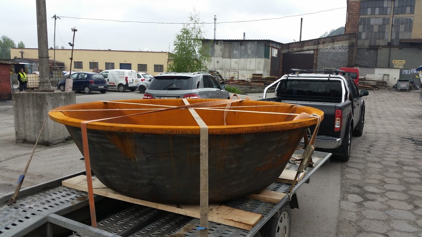 Kocioł SPA – klimat rustykalni, detal ogień